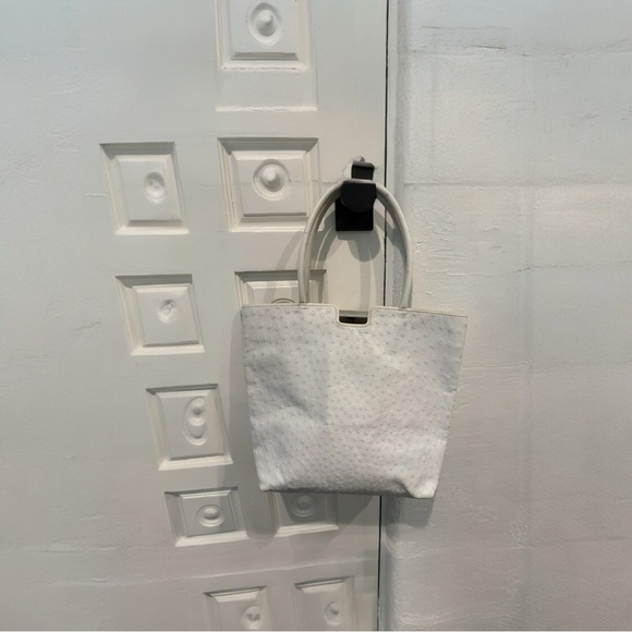 PERRIN vintage ostrich leather white tote - Picture 15 of 15